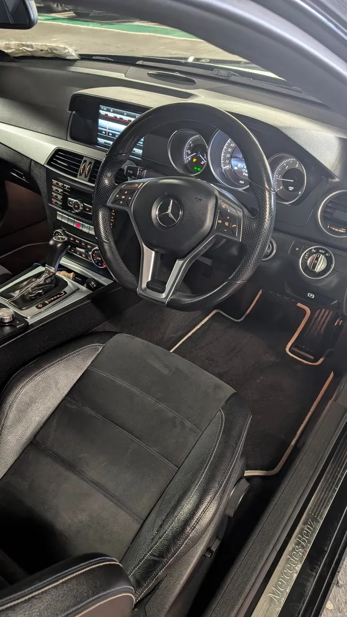 Mercedes-Benz C-Class 2014 - Image 3