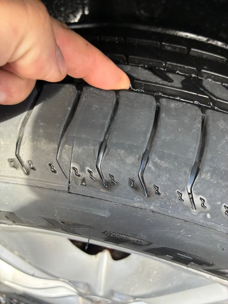 Nissan Qashqai+2 2012 - Image 2