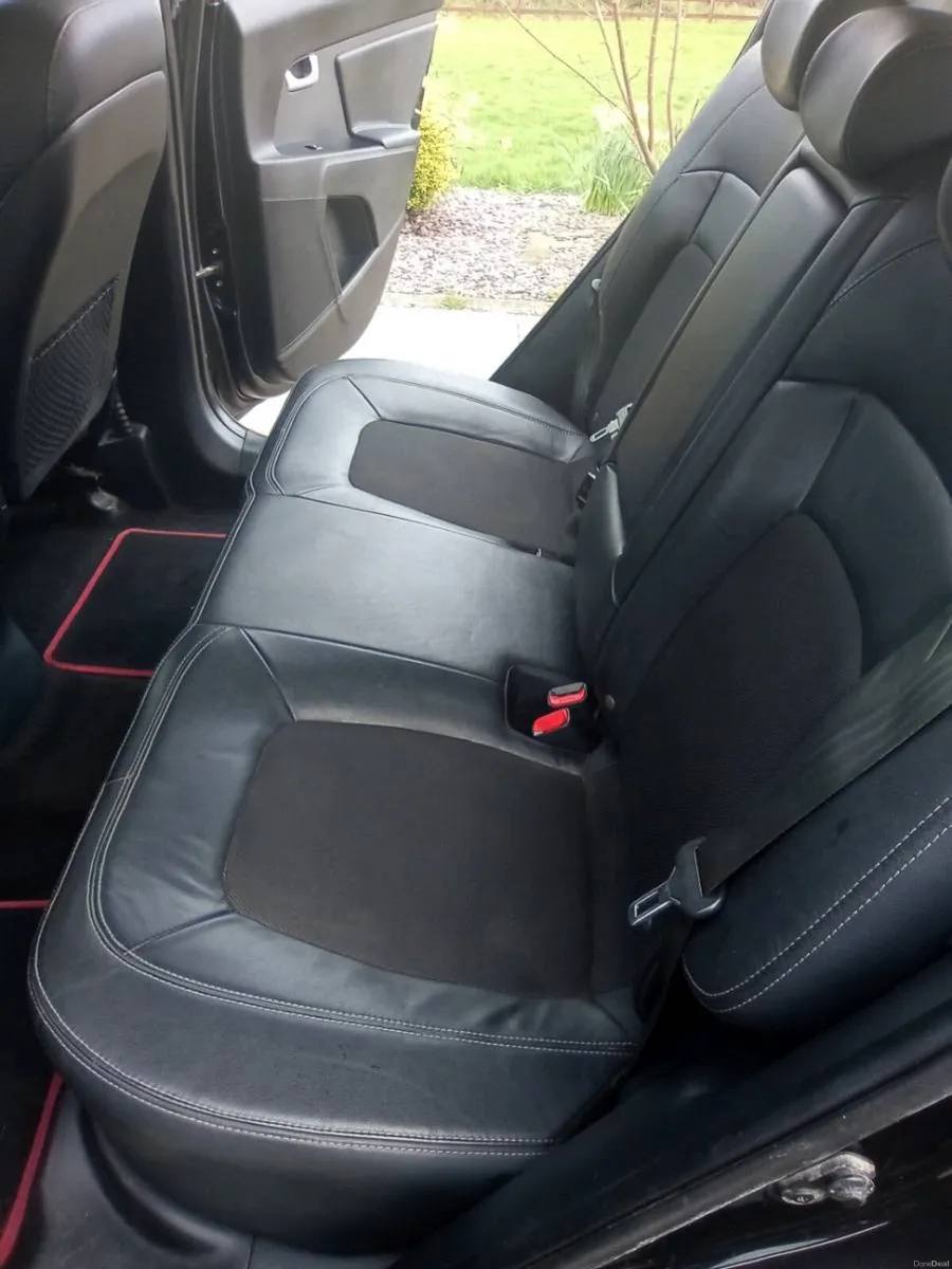 Car - Image 5