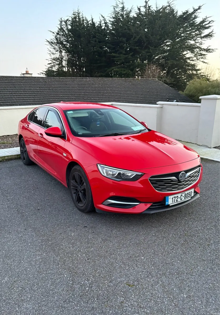 Vauxhall Insignia 2017 1.6L Diesel- HIGH SPEC - Image 1