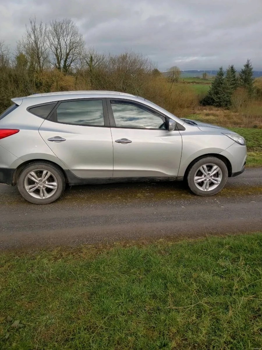 Hyundai ix35 17crdi - Image 1