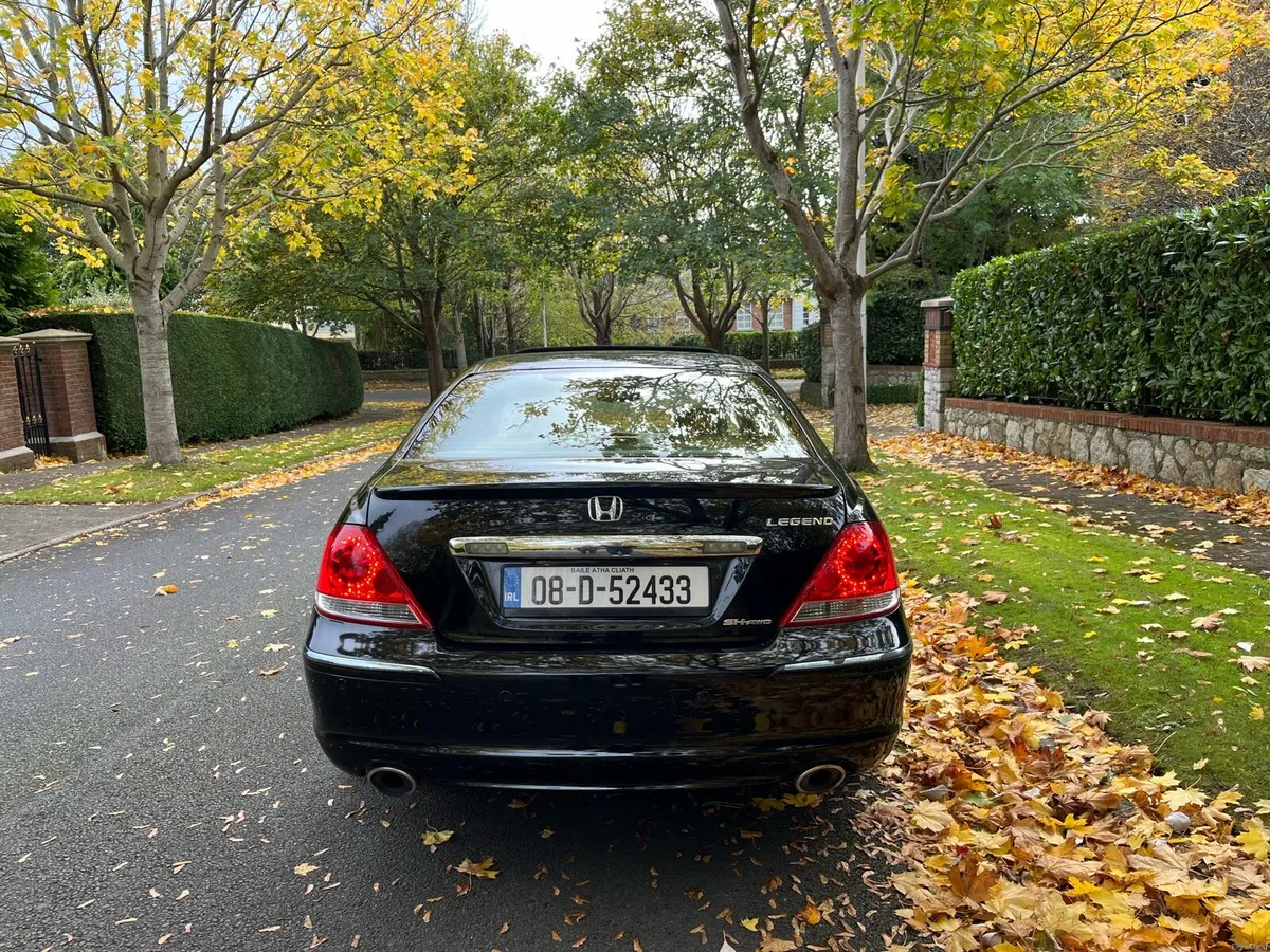 Honda Legend - Image 4