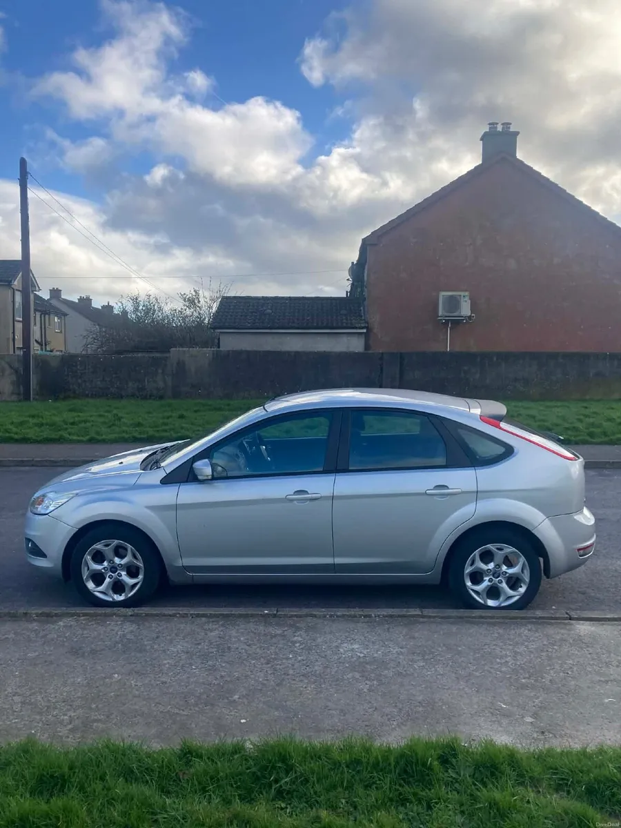 Ford Focus 2011 - Image 4