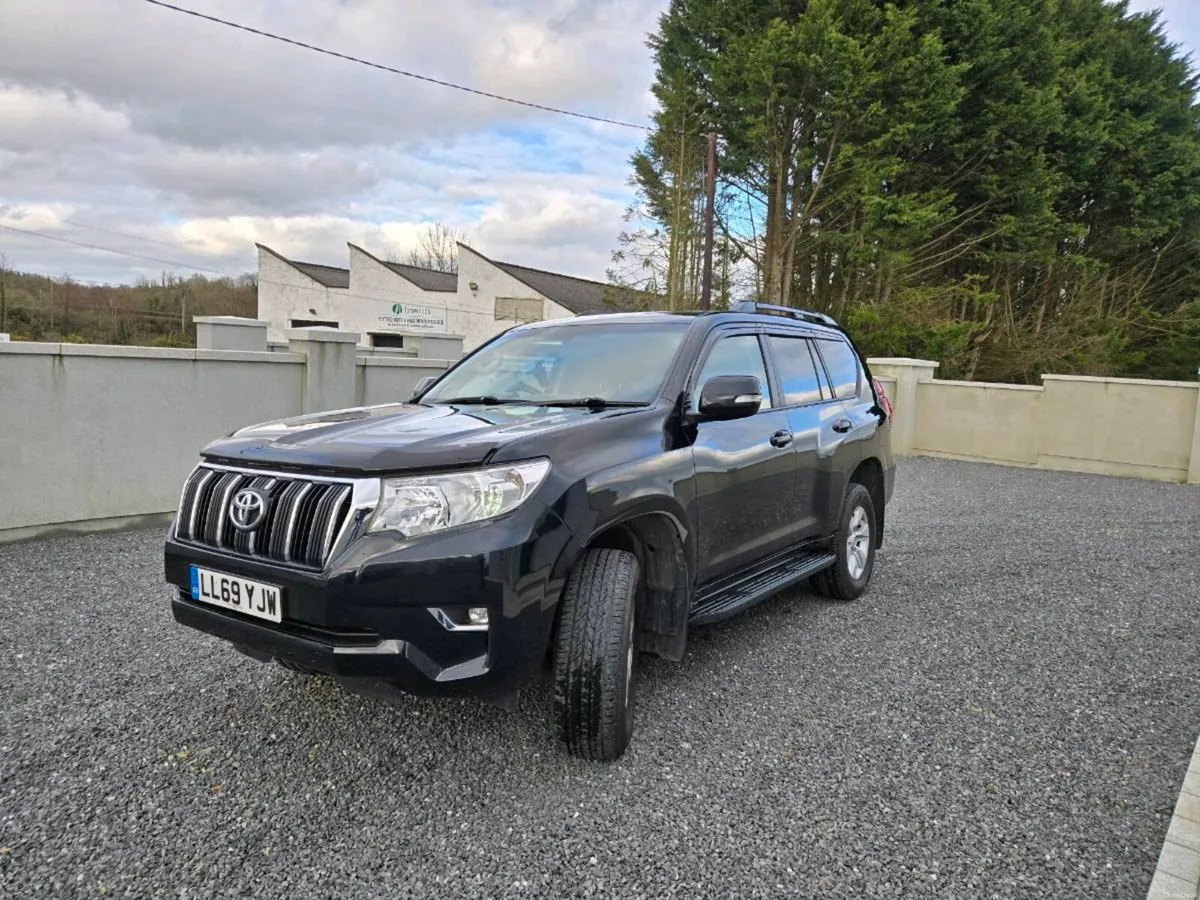 Toyota landcruiser active - Image 2