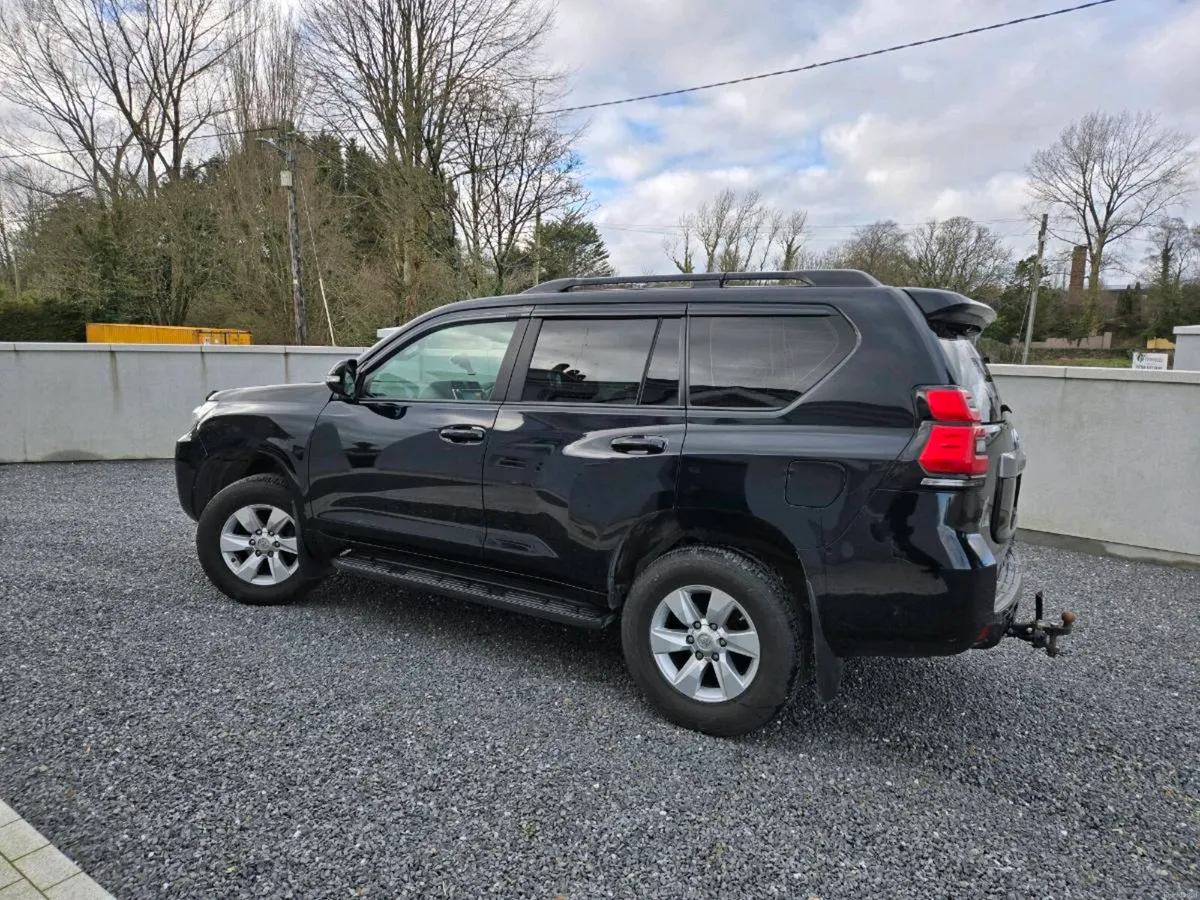 Toyota landcruiser active - Image 3