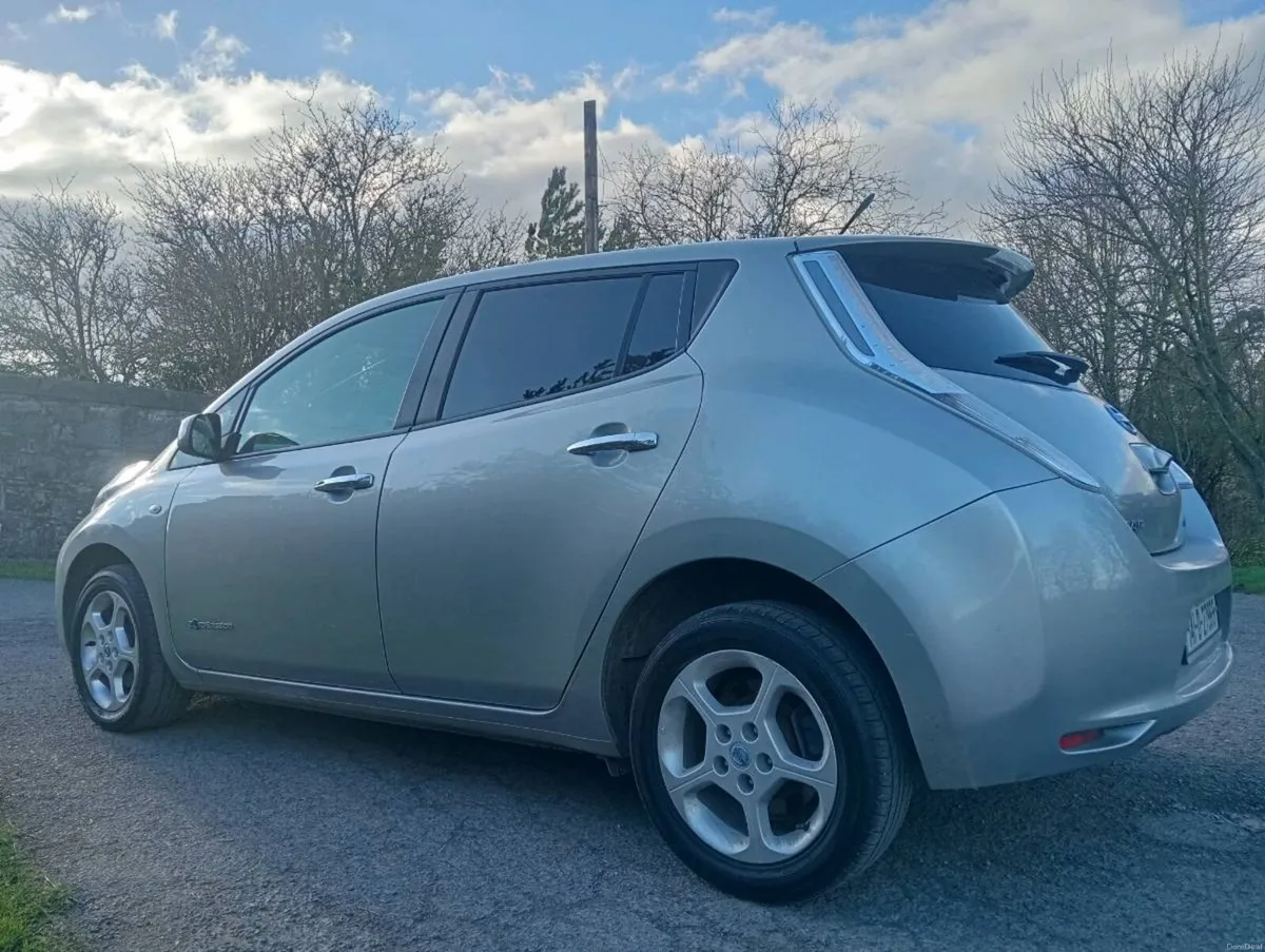NISSAN LEAF. EV SV..110KLM RANGE..LOW KLMS. - Image 4