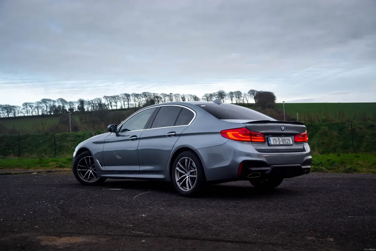 2017 BMW 520d 5-series - Image 3