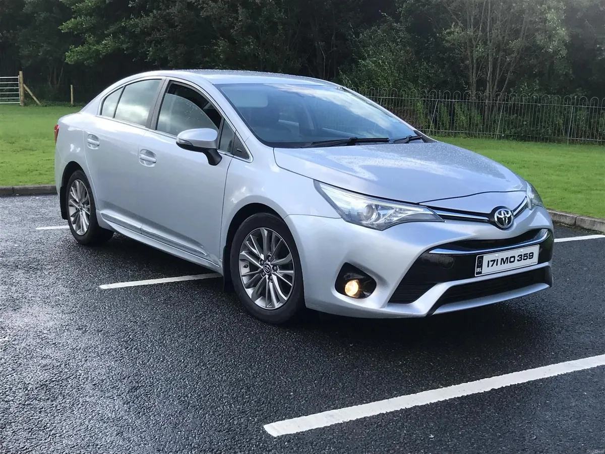 Toyota Avensis 2017 - Image 2