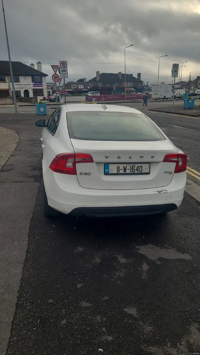 Volvo S60 2011 - Image 3