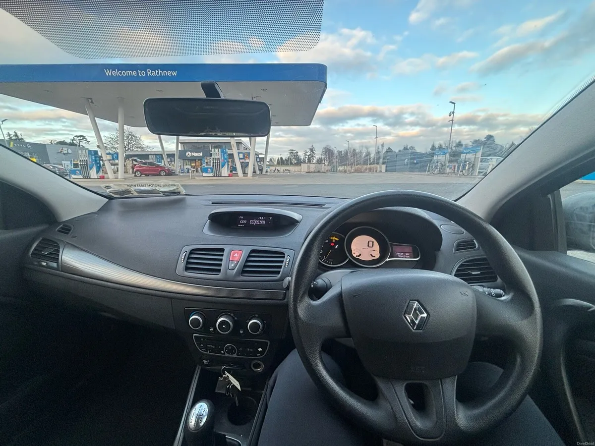 2011 Renault Megane Coupe - Image 3