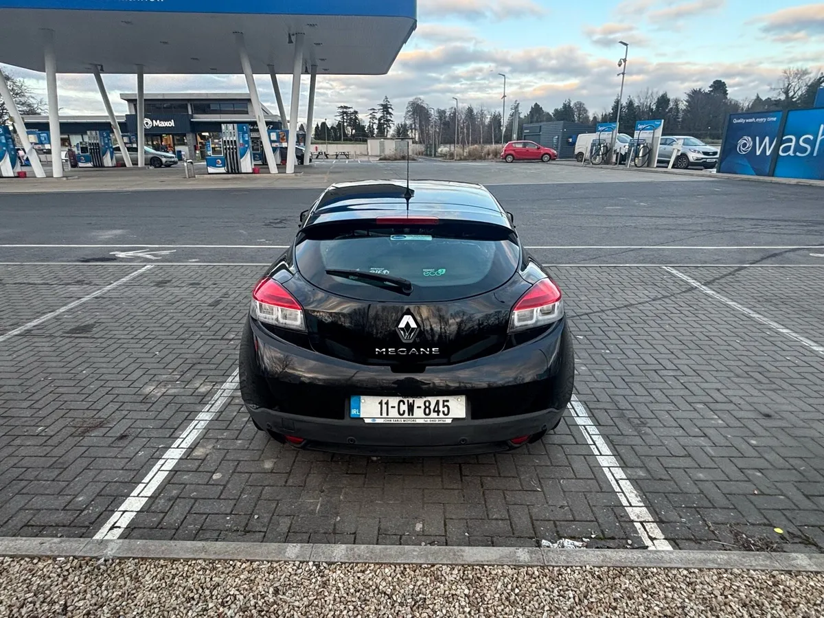 2011 Renault Megane Coupe - Image 2