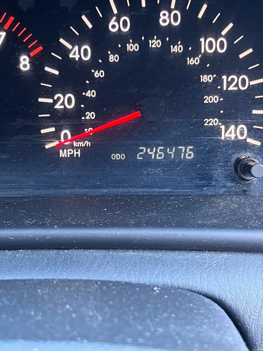 Toyota Corolla - Image 4