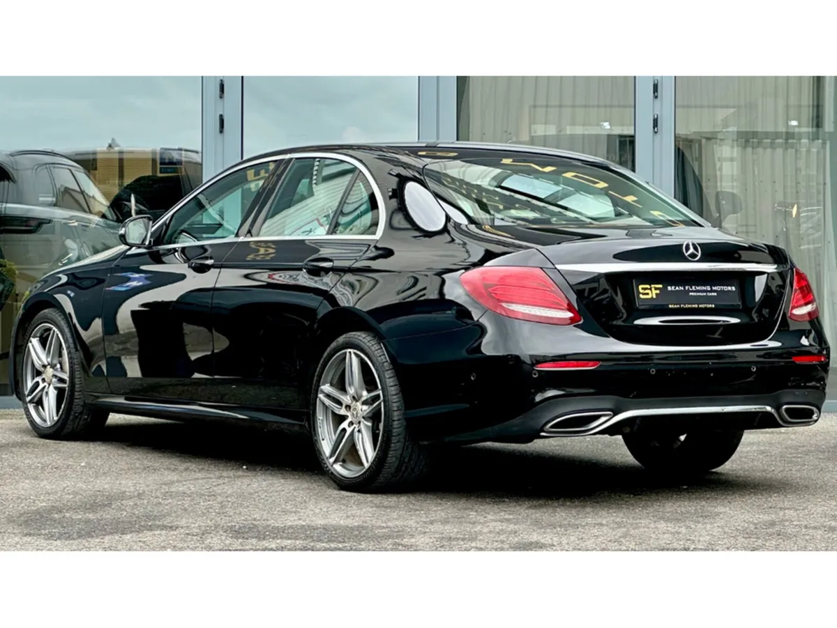 Mercedes-Benz E-Class 4DR AUTO 200D - Image 4