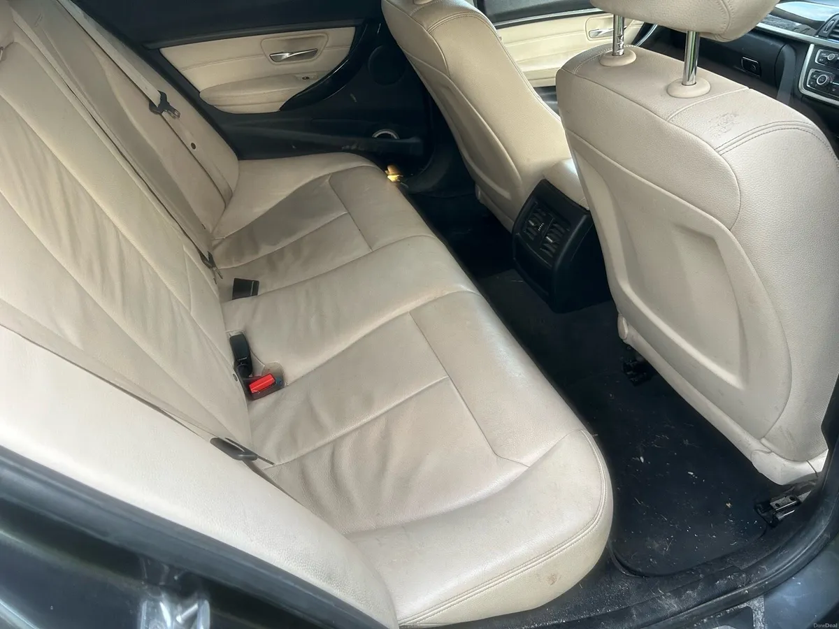 BMW 3-series 2015 - Image 3