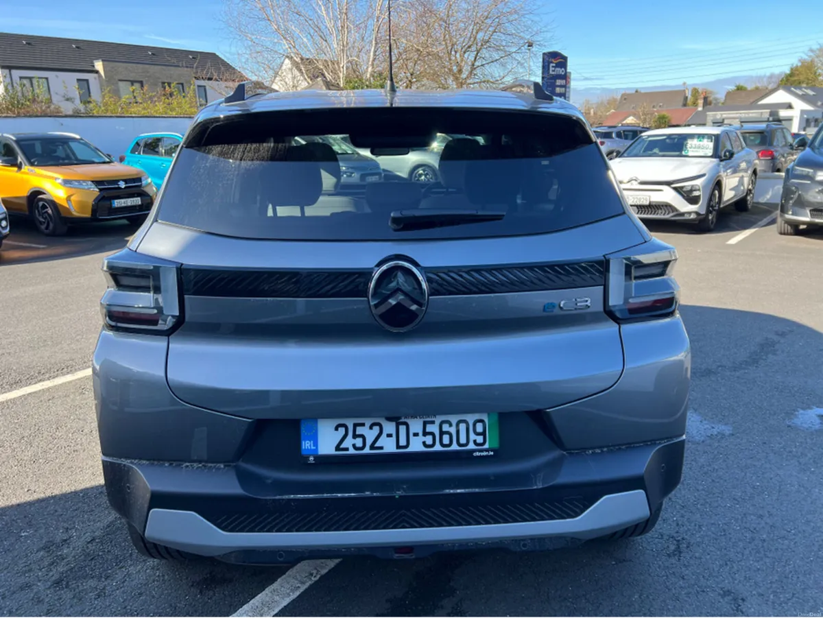 Citroen C3 MAX BEV 320 44KWH 113BHP 4DR - Image 4