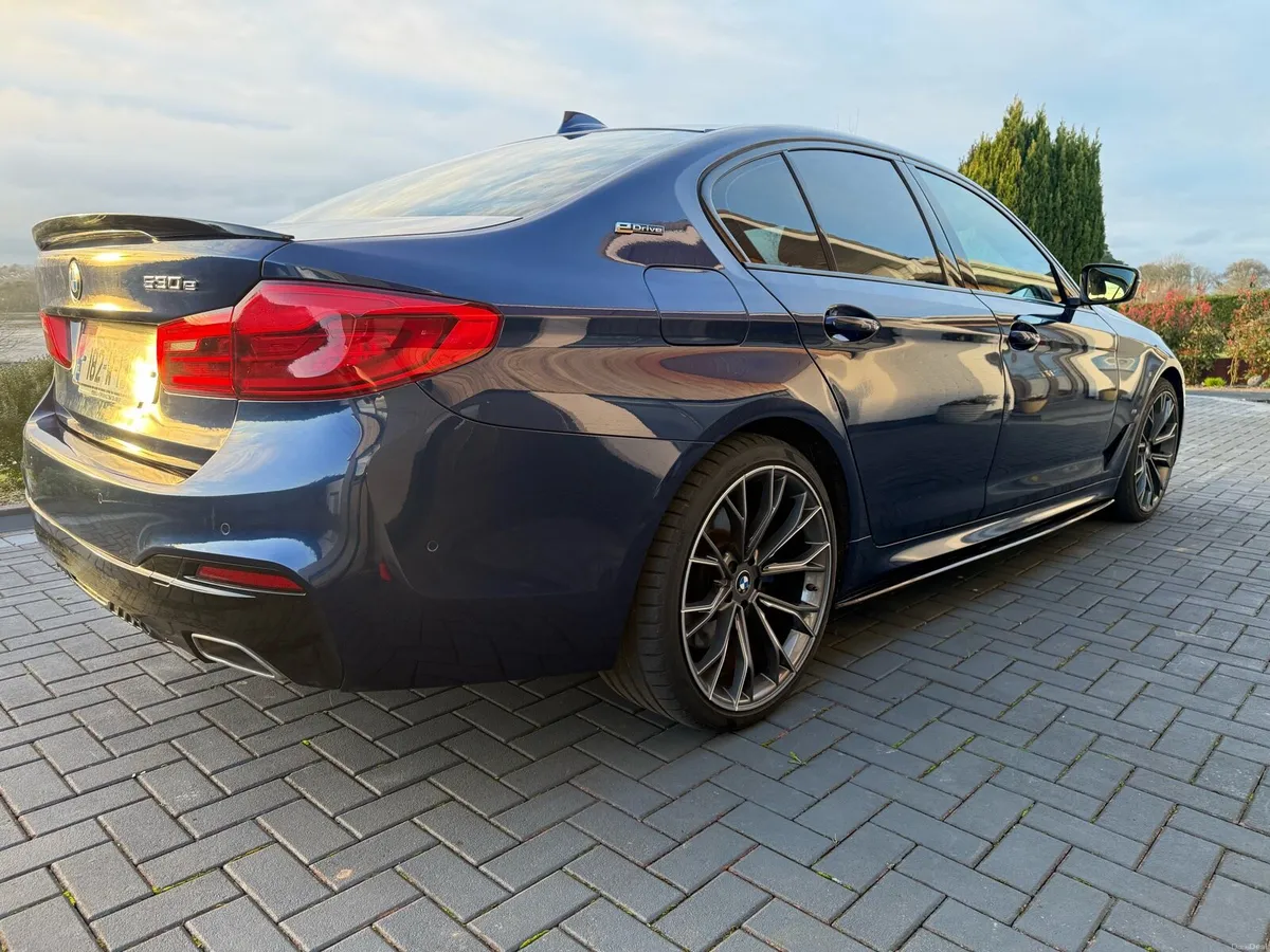 2018 BMW 530e M Sport plug in hybrid - Image 4