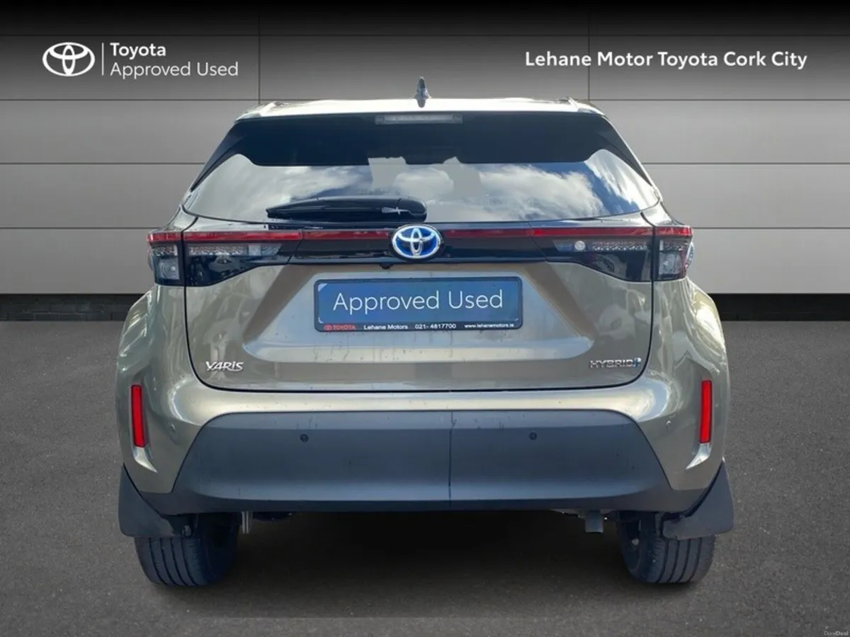 Toyota Yaris Cross YARIS CROSS LUNA SPORT - Image 4