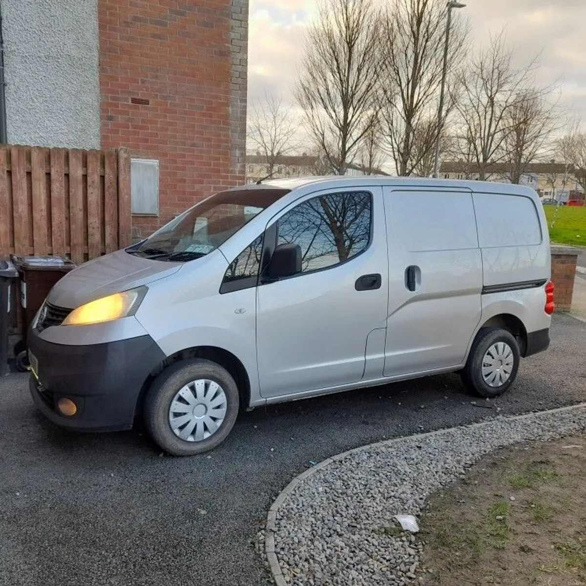 2011 Nissan Nv200 - Image 3