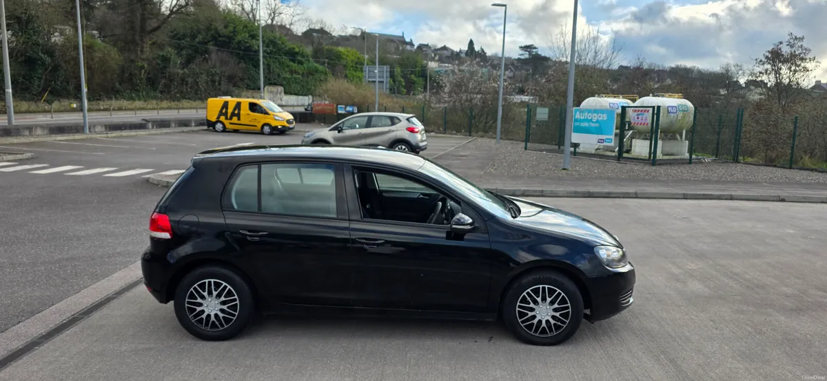 Volkswagen Golf Low Miles NCT and TAX - Image 4