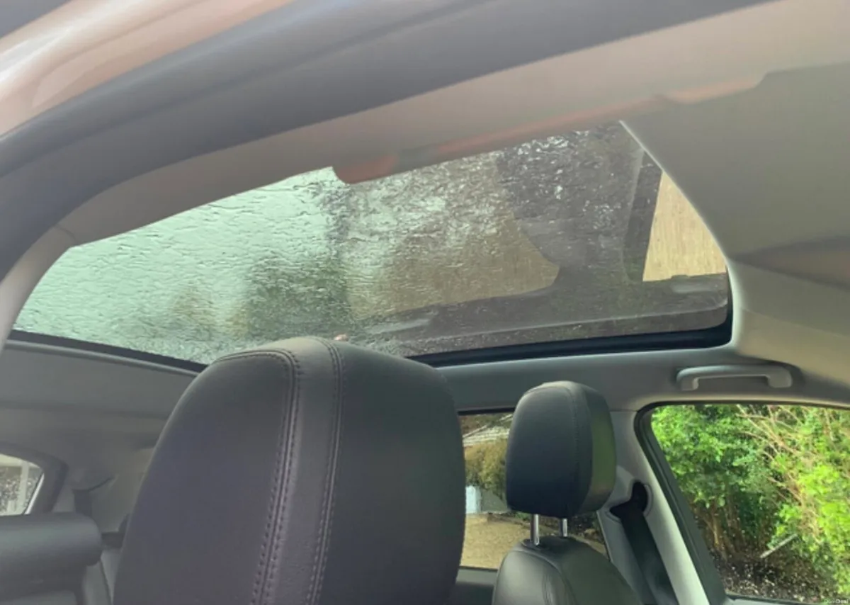 Landrover Discovery Sport HSE Excellent Condition - Image 3