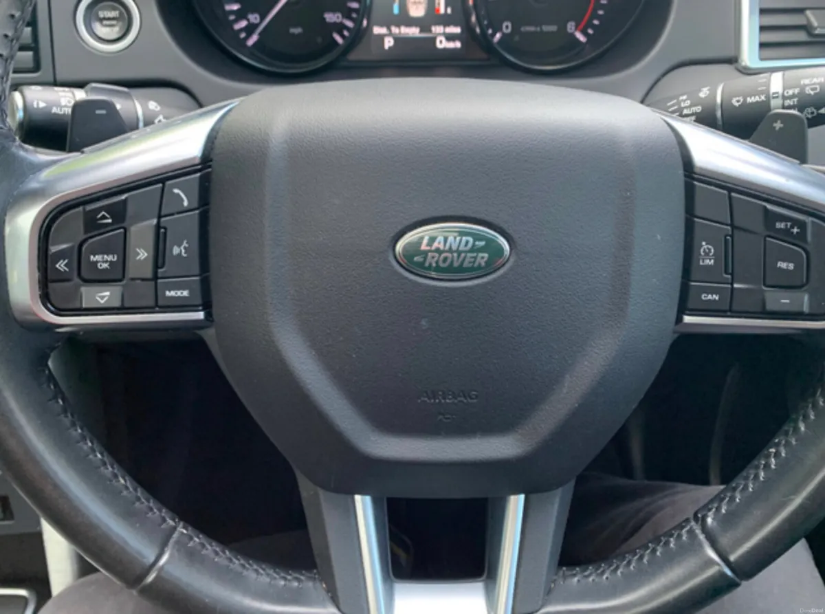 Landrover Discovery Sport HSE Excellent Condition - Image 5