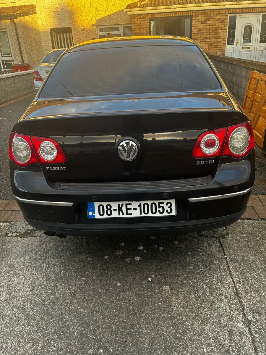 Vw Passat 2008 2.0 - Image 4