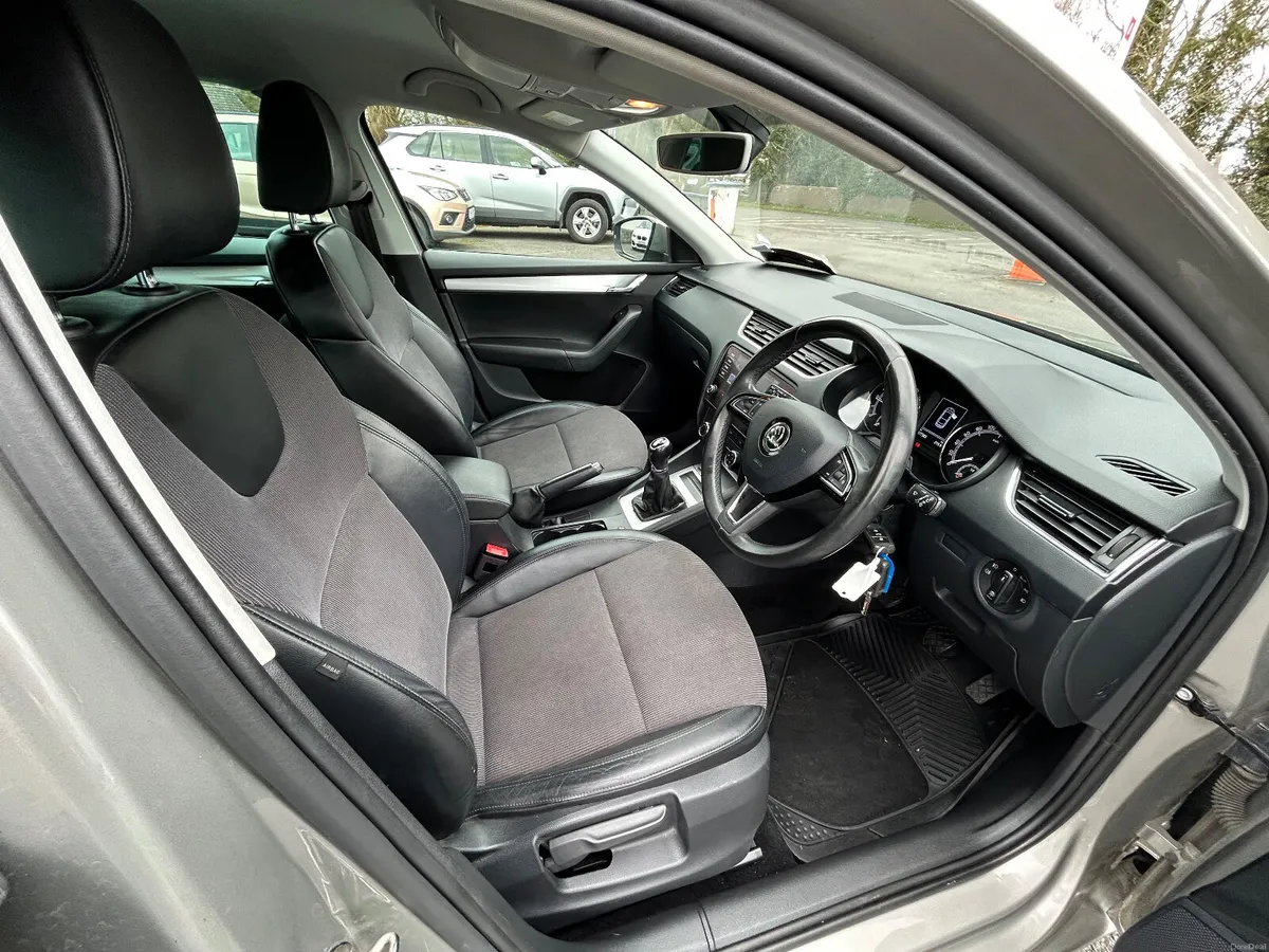 2020 Skoda Octavia Soleil 1.6TDI 115HP - Image 6