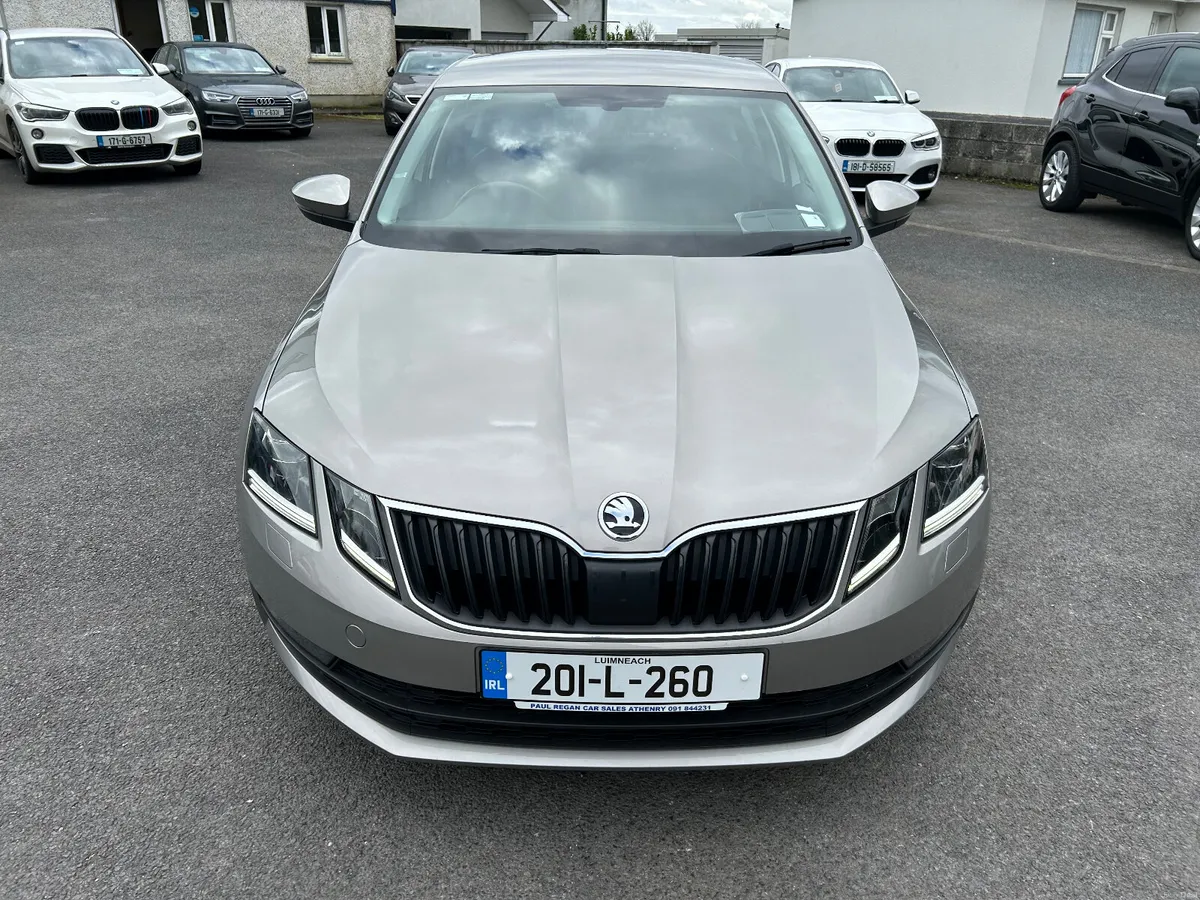 2020 Skoda Octavia Soleil 1.6TDI 115HP DSG - Image 2