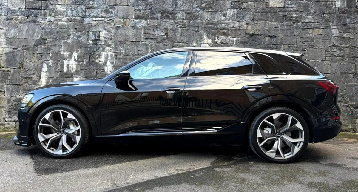 2020 Audi Etron 50 quattro 71kWh 22" Alloys - Image 1