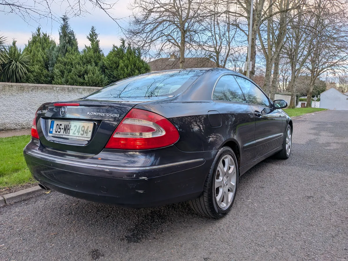 2005 Mercedes-Benz CLK ***NCT 03/27*** - Image 4