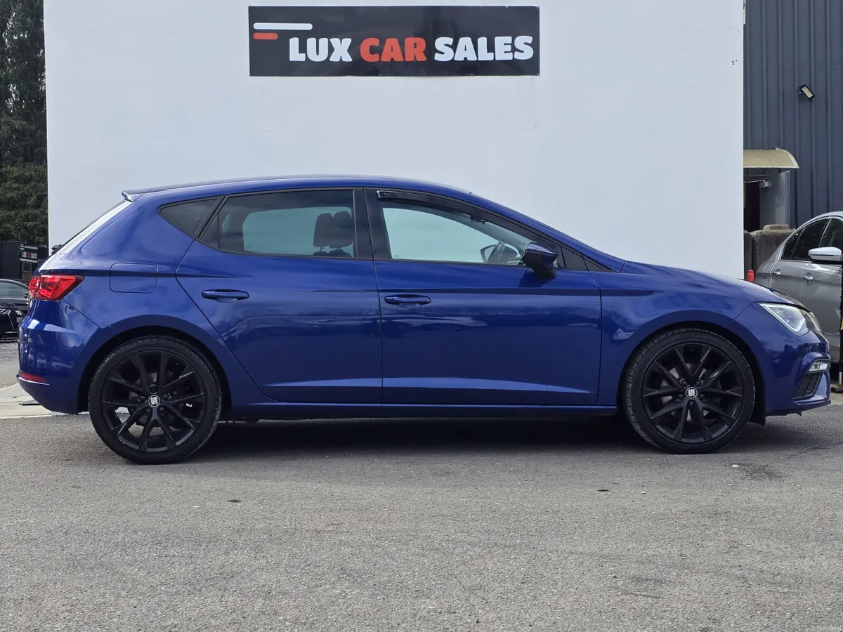 SEAT Leon 2.0TDI FR - Image 4