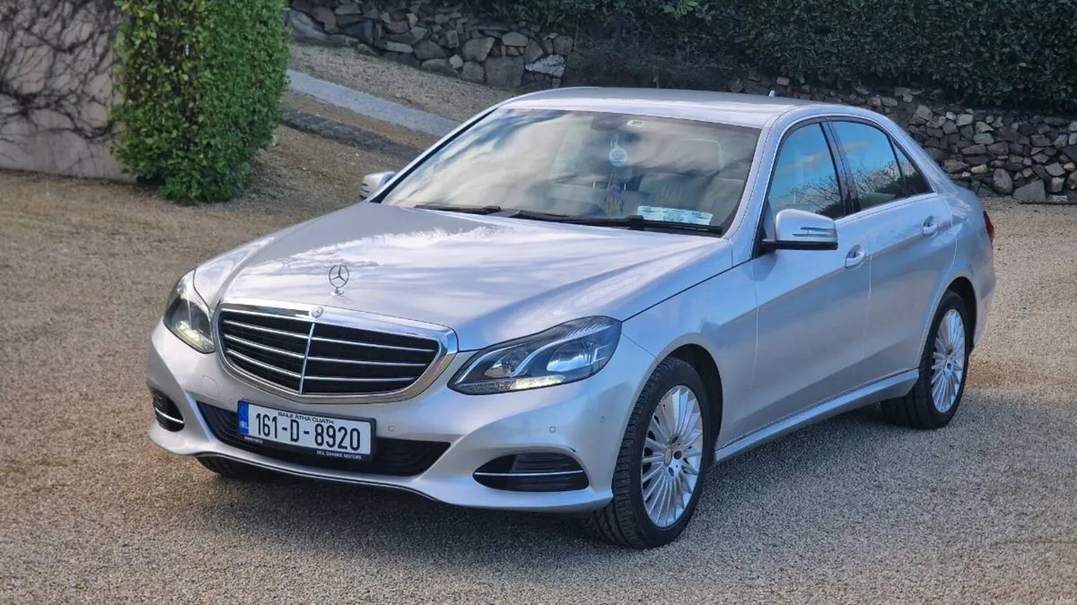 Merc E220 2016 - Image 1