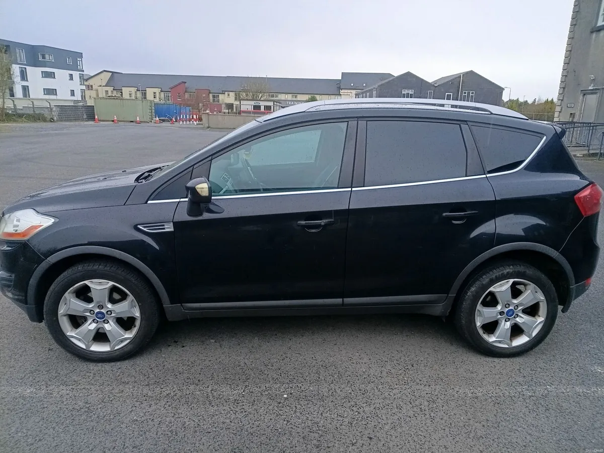 Ford Kuga 2011 - Image 4