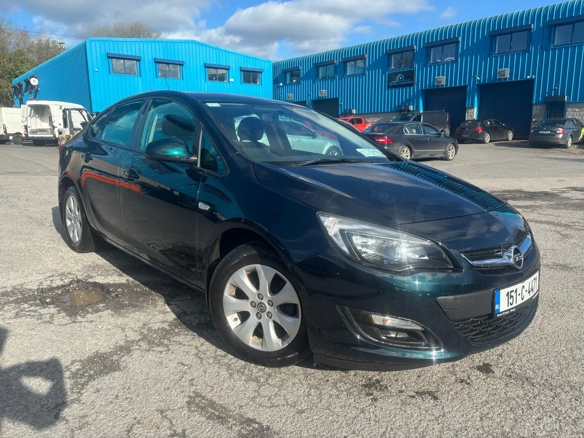 Opel Astra 2015 Petrol Very Low Mileage - Image 1