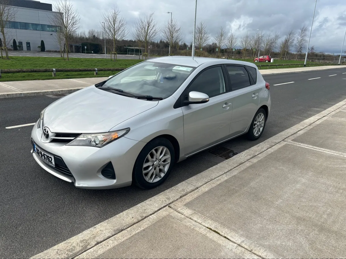 Toyota Auris Van DOE and TAX - Image 4