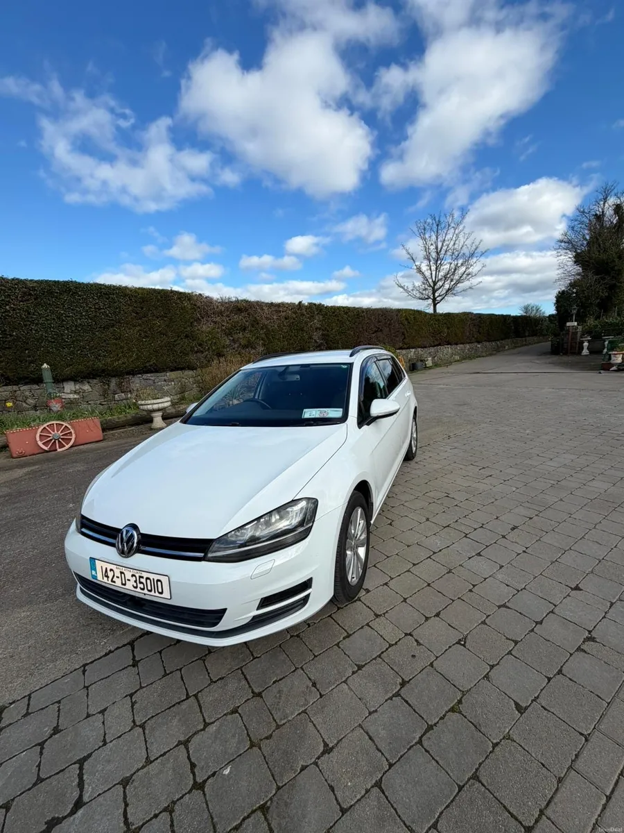 Volkswagen Golf 2014 Automatic 1.2 petrol - Image 1