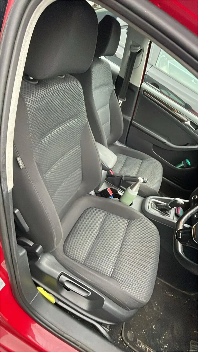 Volkswagen Jetta 2015 automatic nct&tax €5990 - Image 2