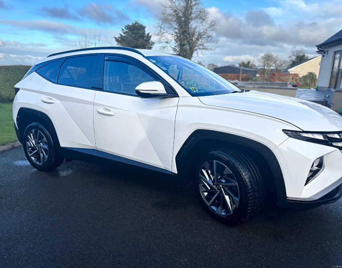 Hyundai Tucson Executive Model  2023 - Image 3