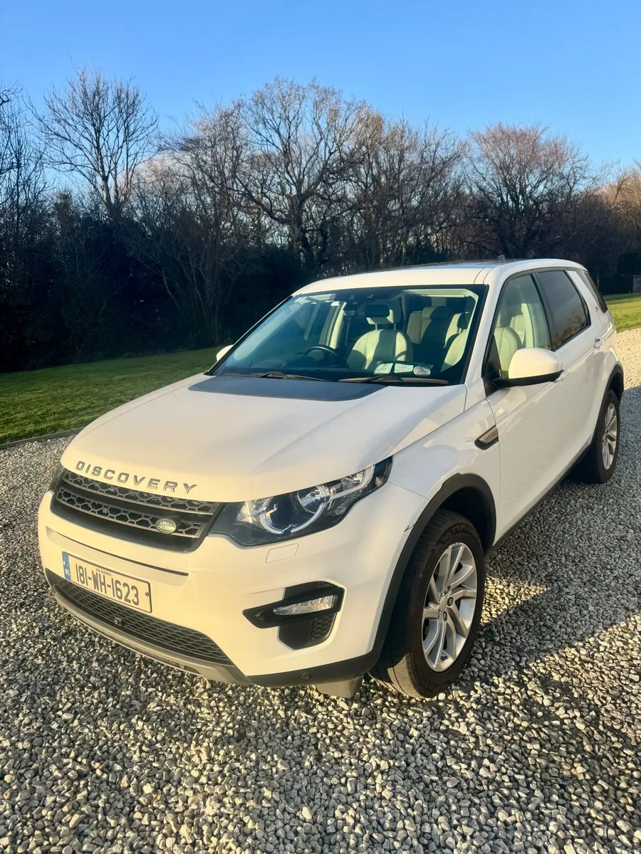 Land Rover Discovery Sport 2018 - Image 1