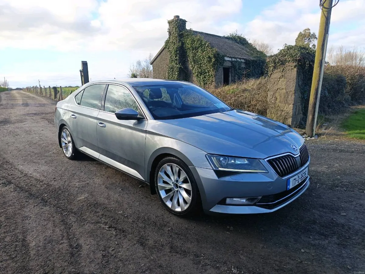 SKODA SUPERB -automatic €6200 - Image 1