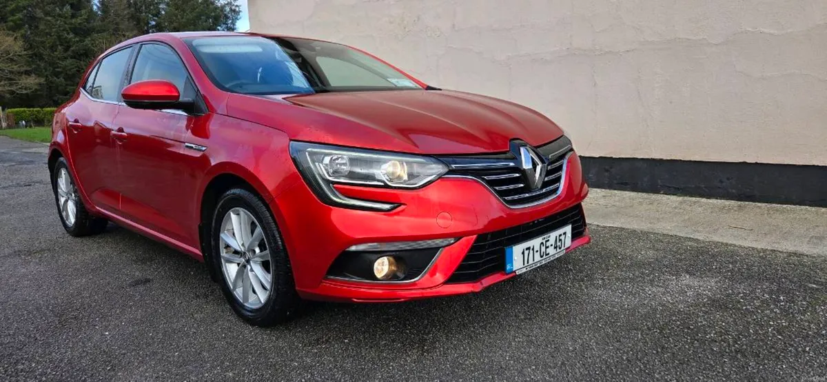 2017 Renault Megane Diesel Automatic - Image 1