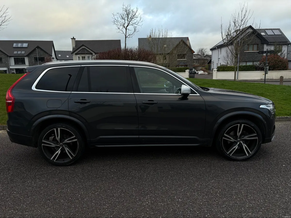 Volvo XC90 R-Design - Image 1
