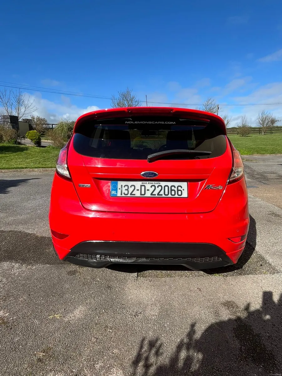 2013 Ford Fiesta Ecoboost Zetec S 123bhp - Image 4