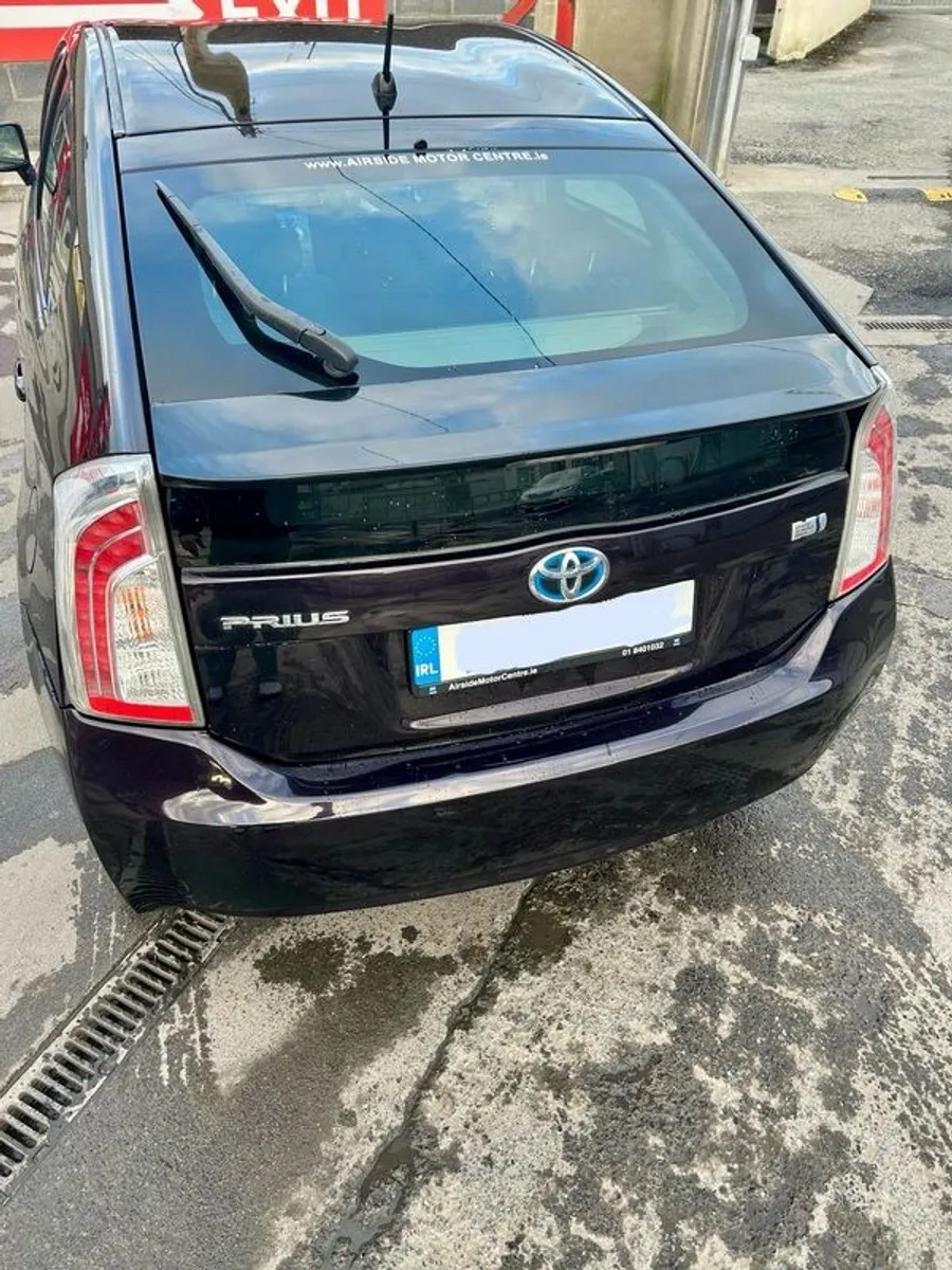 2012 Toyota Prius 1.8 Petrol Hybrid - Image 4
