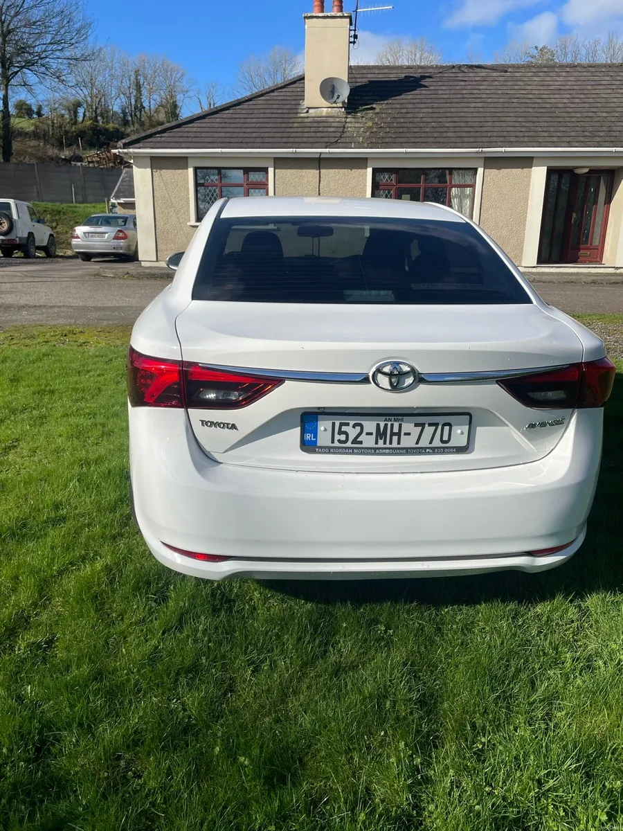 Toyota avensis 1.6d4d - Image 4