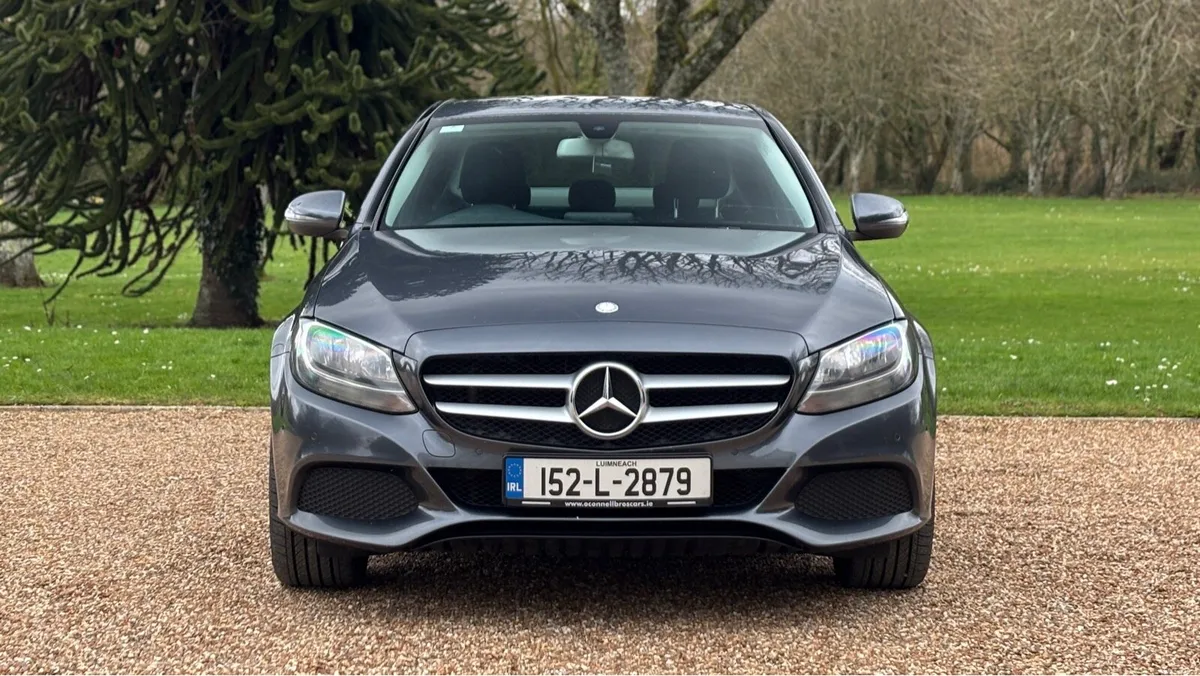 2015 Mercedes Benz C200 - Manual - Image 2