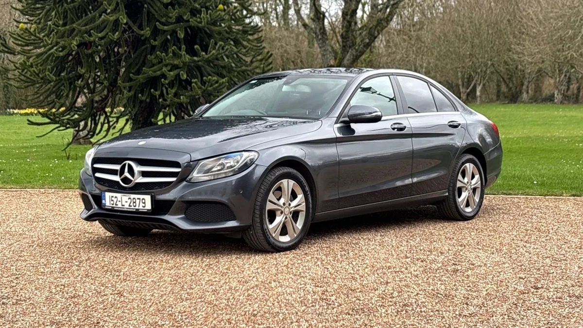 2015 Mercedes Benz C200 - Manual - Image 1