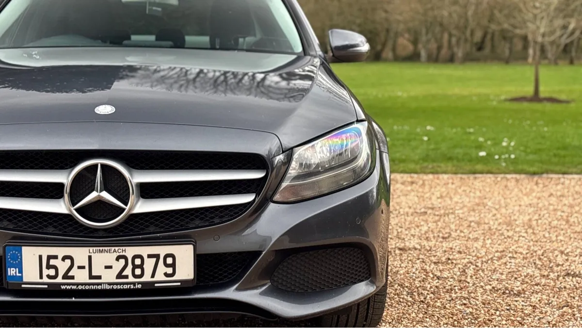 2015 Mercedes Benz C200 - Manual - Image 3