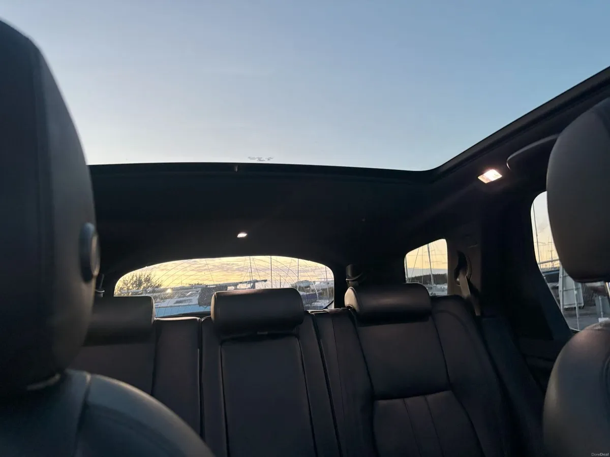 Land Rover Discovery Sport 2019 - Image 2