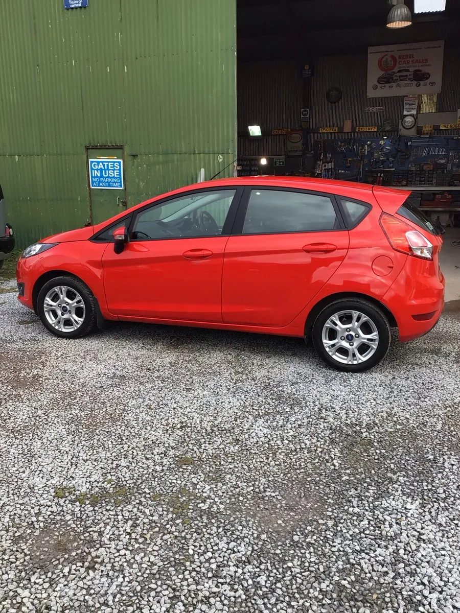 Ford Fiesta - Image 2